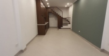 BÁN NHÀ PHỐ NGỌC THỤY , LONG BIÊN,  Ô TÔ TRÁNH, KINH DOANH, GẦN TRƯỜNG QUỐC TẾ VIỆT PHÁP,  NHÀ ĐẸP Ở LUÔN, GÍA HƠN 5 TỶ