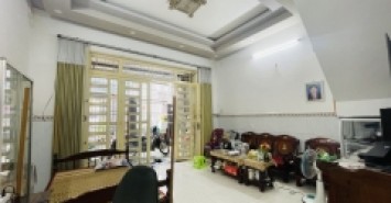 Bán nhà 70m2, 2 tầng, 3PN, 2WC, Linh Xuân, Thủ Đức - 5.15  tỷ