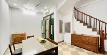 BÁN GẤP HAI BÀ TRƯNG, NGÕ THÔNG, Ô TÔ, 46M x 5T NHỈNH 4 TỶ 0901753139
