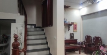 BÁN NHÀ THẠCH BÀN Ô TÔ ĐỖ CỬA NHỈNH 3 TỶ 43M NHÀ DÂN XÂY 4 TẦNG CHỦ CẦN BÁN GẤP RẤT THIỆN CHÍ THƯƠNG LƯỢNG