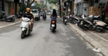 bán nhà tập thể tầng  Viện Năng Lượng -ĐỐNG ĐA - HÀ NỘI