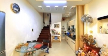 Bán nhà ngõ 26 Hồ Tùng Mậu, Cầu Giấy, 33m2, 5 tầng, giá 3.8 tỷ. 0345752279