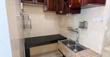Bán nhà TT ngõ 106 Chùa Láng 40m2 giá 1.55 tỷ
