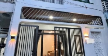 Nhà 2 tầng nở hậu, kiệt Hoàng Diệu cách đường chỉ 65m