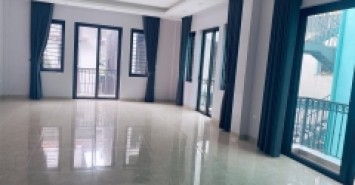 125m 3 Phòng Ngủ Trung Tâm Hà Đông. Gần Trường Đại Học. Chủ Cần Bán Gấp Lo Việc Gia Đình
