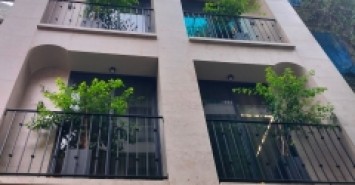 NHÀ ĐẸP, THANG MÁY  - Ô TÔ TRÁNH - VÀO NHÀ - KINH DOANH - GẦN 3 HỒ bồ đề THOÁNG MÁT.Ái Mộ 60m 6t6m 17.9 tỷ Long Biên