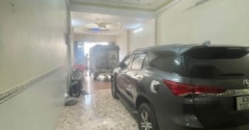 Mặt tiền Ba Đình 4x31 Nở hậu khai thác CHDV, vị trí hiếm - 0931172218