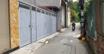 Bán Nhà Phố Lạc Long Quân Quận Tây Hồ. 137m Mặt Tiền 8m Nhỉnh 22 Tỷ. Cam Kết Ảnh Thật Mô Tả Chính Xác. Chủ Thiện Chí. Giá Linh Động. 1482