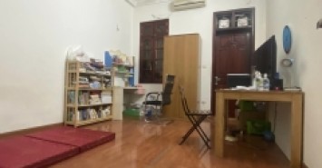 Bán nhà quận Cầu Giấy, 40m2, 4 tầng, giá 4.5 tỷ, nhà đẹp ở ngay, 0345752279
