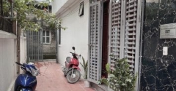 Nhà Bắc Từ Liêm Chỉ 2,x Tỷ ( còn TL ) Cạnh Quận Uỷ Mới, ô tô Đỗ gần Sổ đỏ chính chủ
