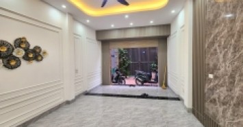 NHÀ ĐẸP - MẶT PHỐ - NGHĨA TÂN 

TRUNG TÂM CẦU GIẤY