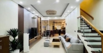 SÁT NGOẠI GIAO ĐOÀN , XUÂN ĐỈNH NGÕ RỘNG THOÁNG 4.75 TỶ