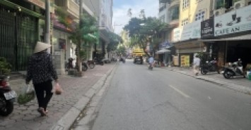 bán nhà mặt phố số 32 Trịnh Đình Cửu