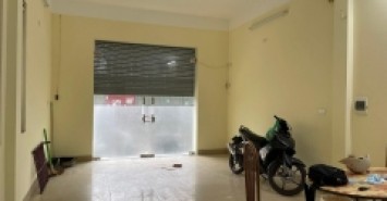 Chính chủ nhờ bán căn nhà ngõ Nguyễn Thái Học quận Hà Đông 45m2 nhà 5 tầng giá 5 ty 7
