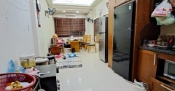 Giảm chào 1 tỷ bán gấp nhà Võ Thị Sáu kinh doanh, cách 1 nhà ra phố, đẹp lung linh. Diện tích 37m, 5 T SĐCC.