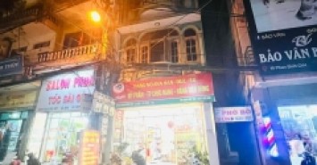 BÁN NHÀ MẶT PHỐ HÀ ĐÔNG DIỆN TÍCH 43M2 MẶT TIỀN 4.5M LÔ GÓC 3 THOÁNG  VỈA HÈ KINH DOANH VỪA Ở VỪA CHO THUÊ GIÁ CHỈ NHỈNH 7 TỶ