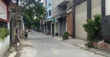 BÁN NHÀ THẠCH BÀN Ô TÔ TRÁNH KINH DOANH MỌI LOẠI HÌNH MT- 4,8M, 5,X TỶ CHỦ THIỆN CHÍ THƯƠNG LƯỢNG