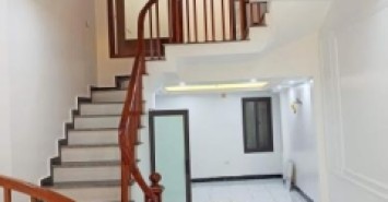 Nhà đẹp Thanh Trì, 45m2 * 5T, kinh doanh, oto đỗ cửa, sổ đỏ chính chủ 3 tỷ 400
