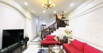 Bán nhà phố Thái Hà - Đống Đa, Ô tô đỗ cửa, 60.1m2, 9.6 tỷ