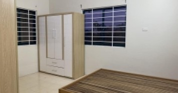 4.6 TỶ CÓ NGAY HỘ KHẨU TÂY HỒ. NHÀ ĐẸP XUÂN LA  FULL NỘI THẤT. CHỈ VIỆC XÁC VALI VỀ Ở NGAY. GIAO THÔNG TỐT AN NINH ĐỈNH