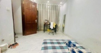Bán nhà ngõ 236 Khương Đình 42m x 5 tầng, mt: 3.5m, kinh doanh nhỏ