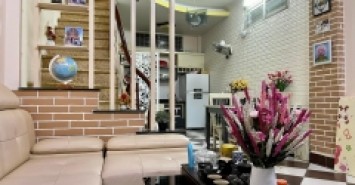 Nhà đẹp phố Khương Đình Thanh Xuân ngõ thoáng sáng 40m2 4 tầng 4,05 tỷ