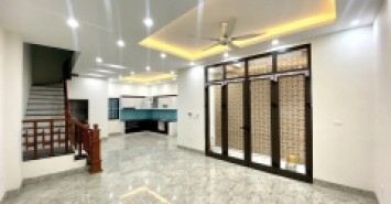 BÁN NHÀ NGỌC THỤY MỚI TINH THIẾT KẾ LONG LANH HƠN CẢ KHÁCH SẠN- NHÀ RỘNG- SỔ VUÔNG BAO DIÊM- MẤY MÉT RA Ô TÔ- GIÁ TỐT NHẤT KHU VỰC.