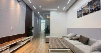 Bán nhà Phố Vip Quận Đống Đa 48m2 x 5T, gần phố, ngõ oto, tiện ích 6 tỷ 100