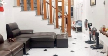 CHUẨN 100%. Nhà Bạch Mai Hai Bà Trưng tự xây, ngõ thông, gần ô tô. Diện tích 45m, 5 tầng, mặt tiền 4m.