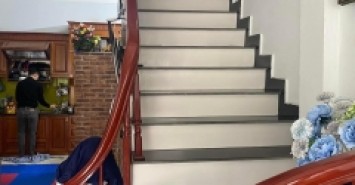 BÁN NHÀ THẠCH BÀN Ô TÔ TRÁNH KINH DOANH MỌI LOẠI HÌNH MT- 4,8M, 5,X TỶ CHỦ THIỆN CHÍ THƯƠNG LƯỢNG