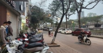 55m Mặt Tiền 4.5m Nhỉnh 7 Tỷ Phố Nguyễn Đình Hoàn Cầu Giấy. Nhà Ngõ Thông Kinh Doanh Tốt. Chủ Xây Tâm Huyết Khung Cột Chắc Chắn. Cần Bán Nhanh Lo Việc Cho Con.