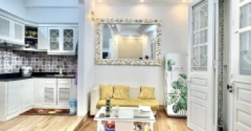 BÁN NHÀ ĐƯỜNG MINH KHAI Ô TÔ ĐỖ CỔNG 30Mx5 TẦNG NHỈNH 3 TỶ