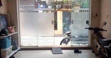 Nhà Đẹp ngay đầu ngõ 120 Kim Giang Diện tích 80m2 chỉ có 7,8 tỷ 2 lối đi trước sau Ô tô đỗ cửa