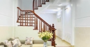 Bán nhà Vương Thừa Vũ 65m2 4 tầng kinh doanh dân trí tuyệt vời mà giá chỉ 5,9 tỷ