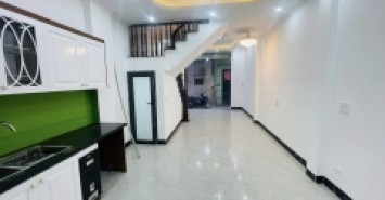 Bán nhà phố Khương Trung 20m ô tô tránh 40m2 4 tầng dân trí tuyệt giá chỉ 4,1 tỷ