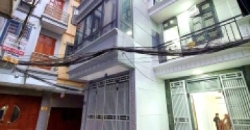 Bán nhà Minh Khai, Hai Bà Trưng 46m, 4T, lô góc 3 thoáng, gần phố, ở ngay, 4.6 tỷ