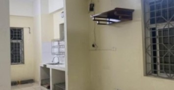 Cho thuê chung cư N02 ngõ 84 Chùa Láng 79M2 , giá 10 triệu