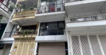 SIÊU HIẾM ,SIÊU VÍP , TRÍCH SÀI , NGÕ THÔNG ,Ô TÔ VÀO NHÀ ,2 THOÁNG  TRƯỚC SAU , TÂY HỒ LỘNG GIÓ