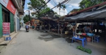 Cắt lô nhà dân xây Cạnh Nhổn, xe tải, kinh doanh, giá 8.x
