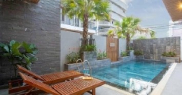 Villa Nam Việt Á kề bên Sông Hàn giá chỉ 14 tỷ x đang kinh doanh 100tr/ tháng