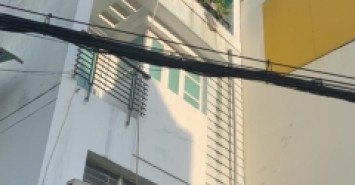 ** Bán nhà HXH 888 Lạc Long Quân **, phường 8 Tân Bình, 35m2, 6 tỷ