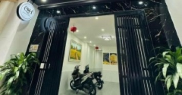 BÁN GẤP TOÀ căn nhà CCMN TRẦN THÁI TÔNG, CẦU GIẤY, DOANH THU 120 TRIỆU, 20 khu vực kín, FULL thiết kế bên trong, 16,5 TỶ