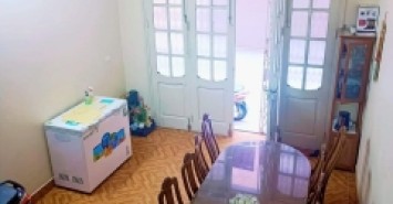 Quá đẹp Chính chủ tự xây nhà Kim Đồng 45m 5 tầng ô tô KD ngõ thông gần chợ giao thông thuận lợi