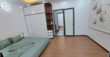 Bán nhà thúy lĩnh 5 tầng long lanh ở ngay 2 thoáng hoàng mai