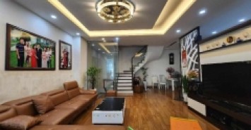 KHU PHÂN LÔ HOÀNG QUỐC VIỆT ,NHÀ ĐẸP LUNG LINH MẠT TIỀN RỘNG