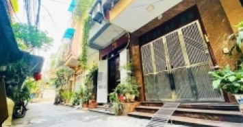 ????Đống Đa, ô tô ngủ nhà, nhà ĐẸP, 5 tầng phân lô, gần hồ, 6.16 tỷ????