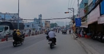 SIÊU PHẨM SÁT VÁCH P10Q 8. Phạm Hùng  Bán gấp dt 84.7m2 ( 5 x 17m) 3 tầng chỉ còn 7.5 tỷ