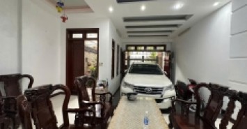 Bán nhà mặt tiền Tạ Quang Bửu, tặng nội thất, 6x18 chỉ 20 tỷ