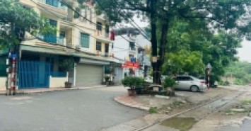 Hiếm, bay nhanh 100tr 1m đất Việt Hưng, ngõ rộng, 15m ra oto tránh, tiện ích ngập tràn
