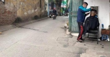 ???? Quốc Tử Giám, sát phố, ngay ngã tư, nhỉnh 2 tỷ, ở ngay